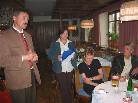 100-0035.jpg