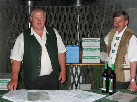 100-0045_IMG.jpg